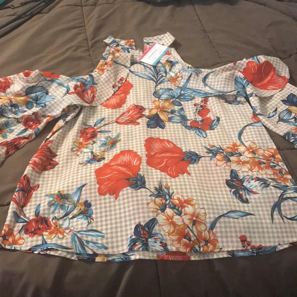 Floral Cold Shoulder Top